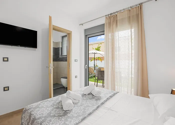 Villa Park And Sea View With Private Pool 2